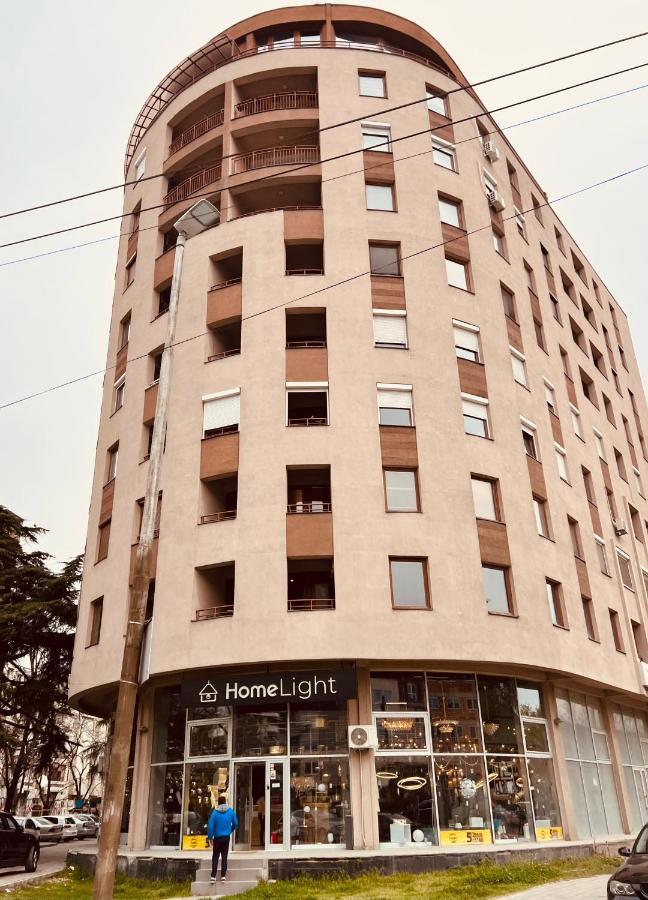 Urban Joy Skopje Apartment ภายนอก รูปภาพ